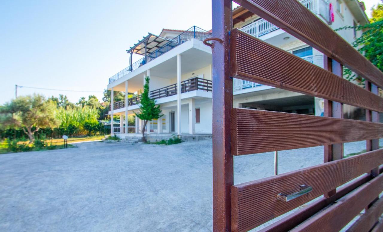 Paradiso Del Mare On The Beach By "Elite" Planos  Bagian luar foto